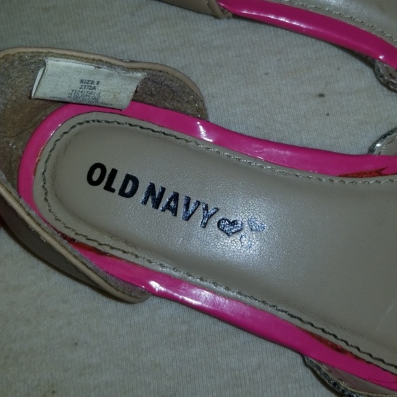 OLD NAVY TODDLER SHOES SIZE 8 - Picture 3 of 4